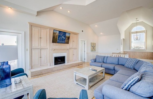 Corolla Light House | House ∙ 6 bedrooms ∙ 15 guests