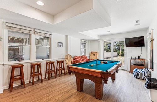 Whalehead Beach House | House ∙ 6 bedrooms ∙ 15 guests