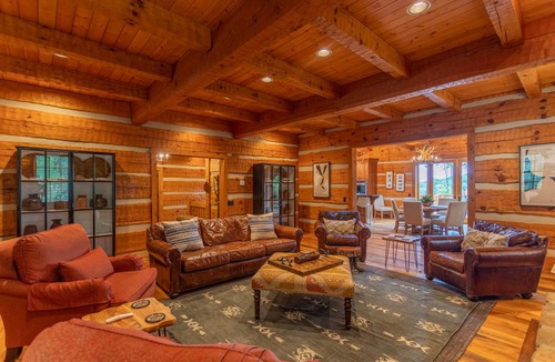 Banner Elk House | House ∙ 7 bedrooms ∙ 15 guests