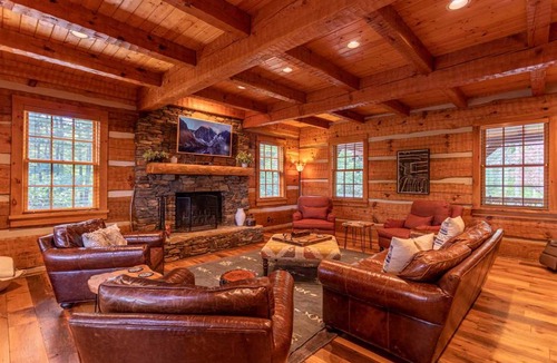 Banner Elk House | House ∙ 7 bedrooms ∙ 15 guests