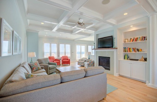 Surf City House | House ∙ 7 bedrooms ∙ 20 guests