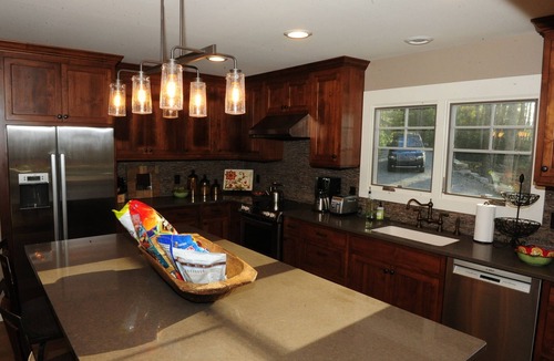Tuxedo House | House & Boathouse