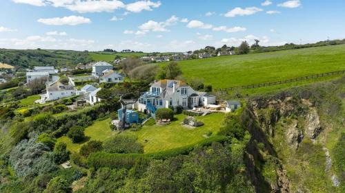 Gorran Haven House | House Shepherds Hut Panoramic Sea Views Parking