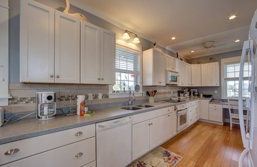 Brigands' Bay House | Huge, canal-front home w/private hot tub, WiFi, central AC, washer & dryer, dock