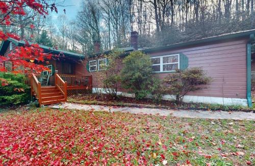 Scaly Mountain House | Humming Bird Crossing