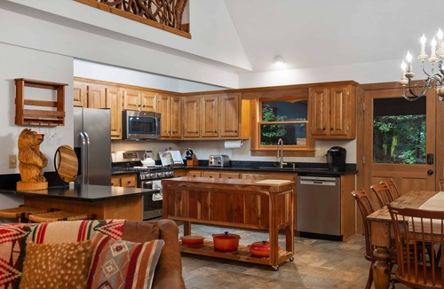Highlands House | Hummingbird Hideaway - Mountain home with view just outside Highlands, NC.