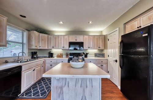 Silver Point Cabin | Hurricane Hideaway at Center Hill Lake