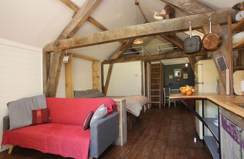 Wareham Cabin | Idyllic Log Cabin with Log-fired Hot Tub nestled in a Forest Clearing