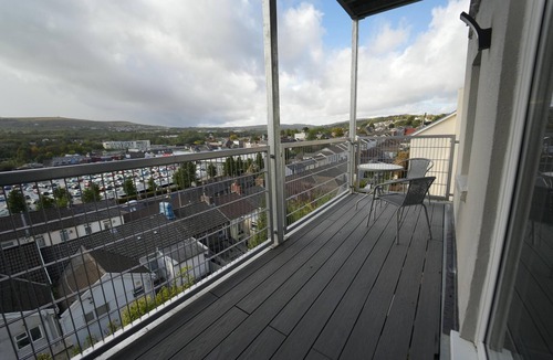 Merthyr Tydfil Apartment | Immaculate 1-bed Apartment in Merthyr Tydfil