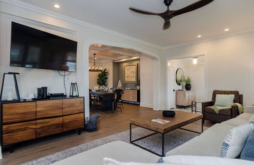 Wrightsville Beach House | Immaculately Renovated 6BR Home w Sound Views