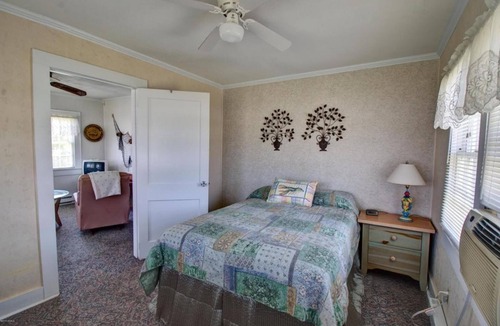 Harkers Island House | Inexpensive Little Bungalow On Harkers Island