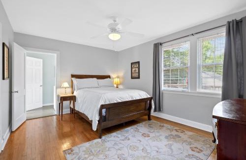 Inglewood House | Inglewood East Nashville Home - Large Yard & Private Deck - Free Parking