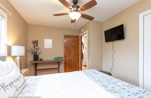 Canton Villa | Inn Between-Asheville/Waynesville
