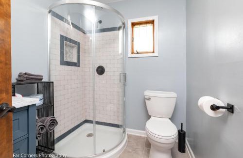 Canton Villa | Inn Between-Asheville/Waynesville