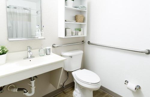 Charlotte Hotel | InTown Suites Extended Stay Charlotte NC - Airport