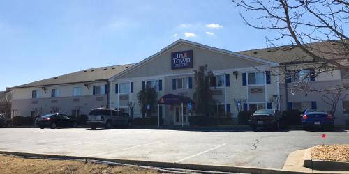 Decatur Hotel | InTown Suites Extended Stay Decatur AL