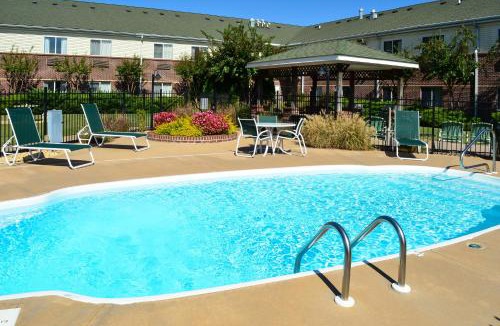 Decatur Hotel | InTown Suites Extended Stay Decatur AL