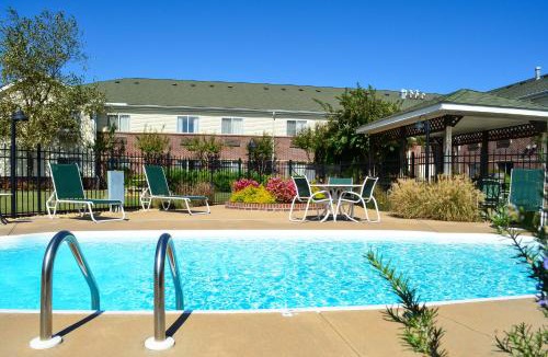 Decatur Hotel | InTown Suites Extended Stay Decatur AL