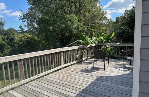 Lindley Park House | Inviting home in Lindley Park! Short walk to grocery, bars, cafes & coffee shop!