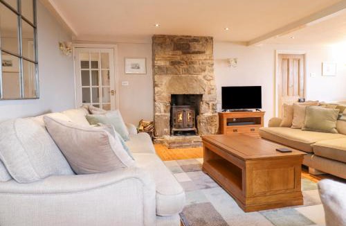 Harlech House | Is Y Deri