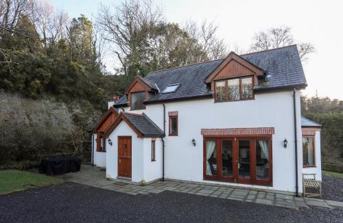Pentraeth House | Isfryn