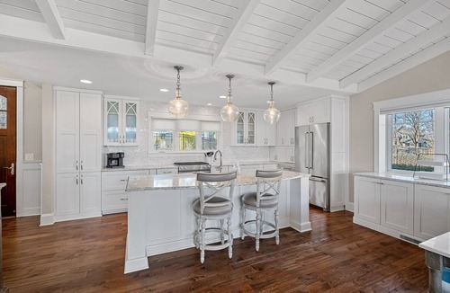 Terrell House | Island Breeze by SoCharm | Breathtaking/Expansive Lake Views