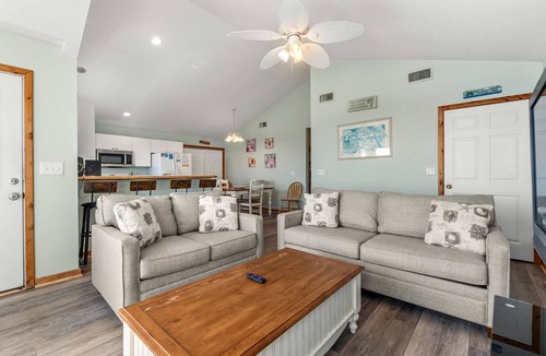 Rodanthe House | Islander: Oceanfront | Hot Tub | Dog-Friendly