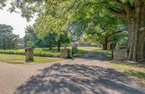 Inglewood House | Ivy Hall Home - Great Location!