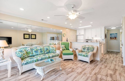 Emerald Isle Condo | "Jackpot" ~ 1304 Queens Court ~ 2Bd/2Ba Top Floor Oceanfront Condo ~ Elevator