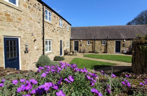 Cramlington House | Jacobswell House – Dog‑Friendly 3‑Bedroom Cottage with Field Views & Cycle Storage