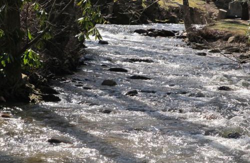 Valley Creek Run Hotel | Jonathan Creek Inn and Villas