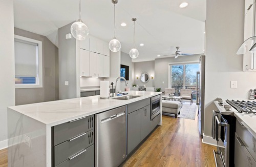 Hadley - Washington House | July Specials! Gather & Celebrate Rooftop Views