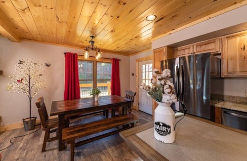 Maggie Valley House | Just Built New Cabin In the Valley Year Round Access, The Barn Owl