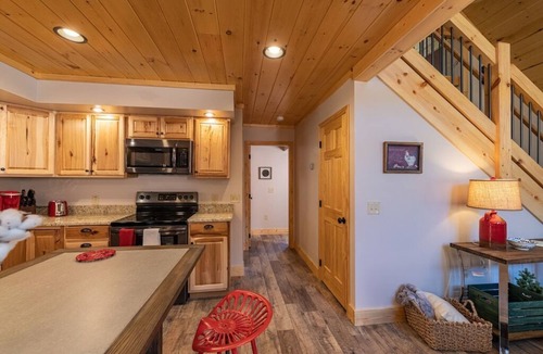 Maggie Valley House | Just Built New Cabin In the Valley Year Round Access, The Barn Owl