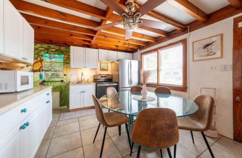 Southern Shores House | K2118 Oh So Sandy! Historic Oceanside Flat Top! Steps from Beach, Short Stays Welcomed!