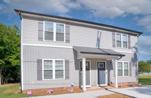 Kannapolis House | Kannapolis Excellent Sleep Experience - Pet Friendly