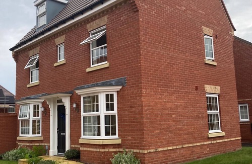 Kettering House | Kettering - House - Stay 8 - Parking - Garden