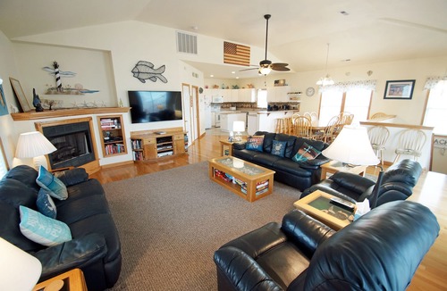 Kitty Hawk Cottage | KH4004- Oceanside-5 BRs, Elevator, Pool Table, Private Pool and Hot Tub!