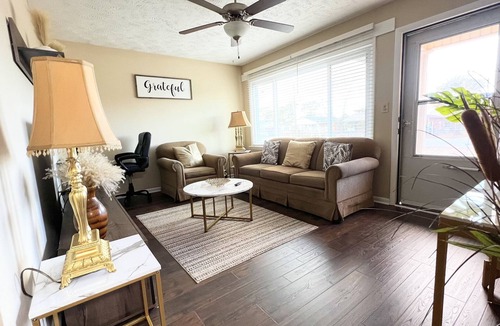 Fayetteville House | Kids/Pets friendly 3BR 1.5BT Fenced Purified Water.