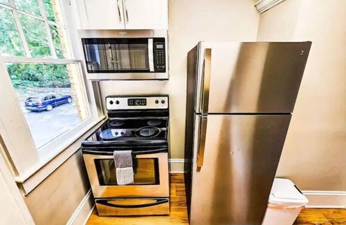 Dilworth Apartment | King of Park!