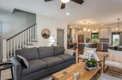 Brevard House | Kings Creek Cottage