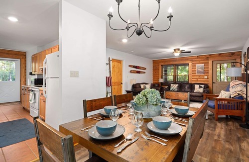 Lake Lure Cabin | Knotty by Nature - hot tub, fire pit, dog friendly