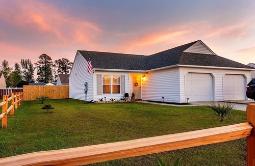 Havelock House | Kobe Cabana a Tastefully decorated duplex - Near MCAS Cherry Point – VERY CLEAN!