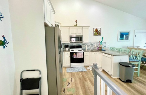 McCutcheon Field House | Laguna East #158 - 4 BD Oceanfront Home w/Direct Beach Access!