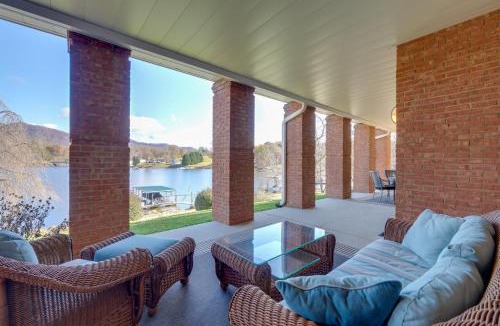 Hayesville Apartment | Lake Chatuge Apt with Boat Dock in Hayesville!