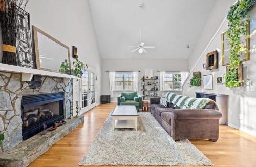 Lake Junaluska House | Lake Daze