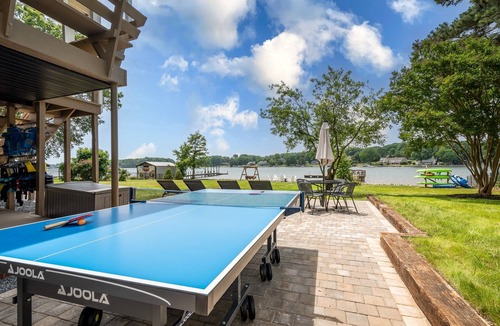 Mount Mourne House | Lake Escape's Sun-Kissed