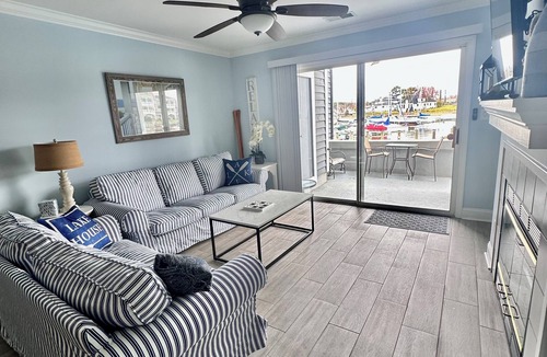 Cornelius Condo | Lake front 2Bedroom & 2bath condo