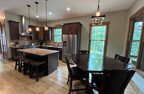 Nebo House | Lake James 2 bed/2 ba. Hike/Bike in out County & State Prk. Private River access
