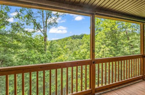 Lake Lure House | Lake Lure Mountain Cabin - Large Screened Porch - Hot Tub